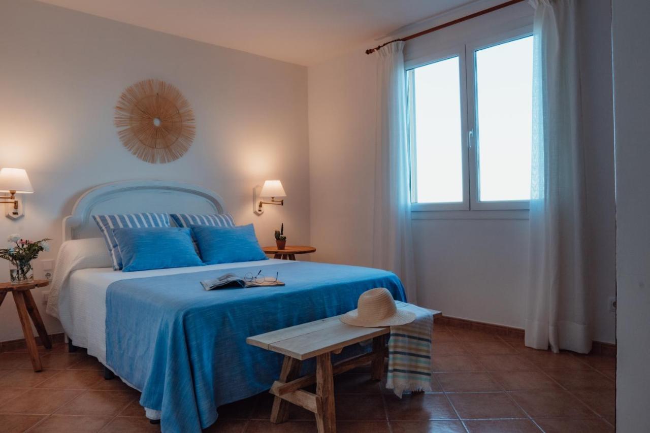 Menurka - Port d'Addaia Villa Exteriör bild